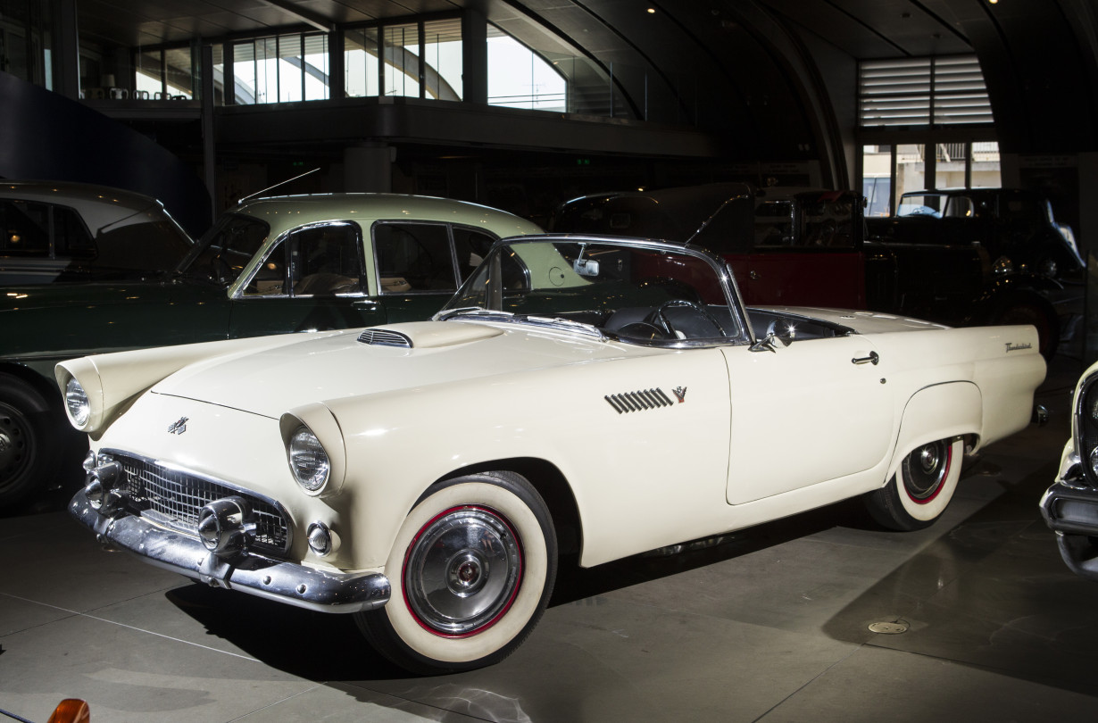 DRIVE Legends: Ford Thunderbird Convertible V8 Ford-O-Matic 1954-1955