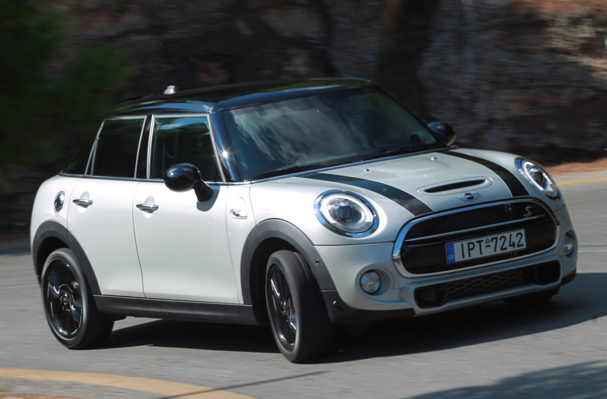 Test drive: ΜΙΝΙ Cooper SD 5d AT6 - Φωτογραφία Θανάσης Κουτσογιάννης