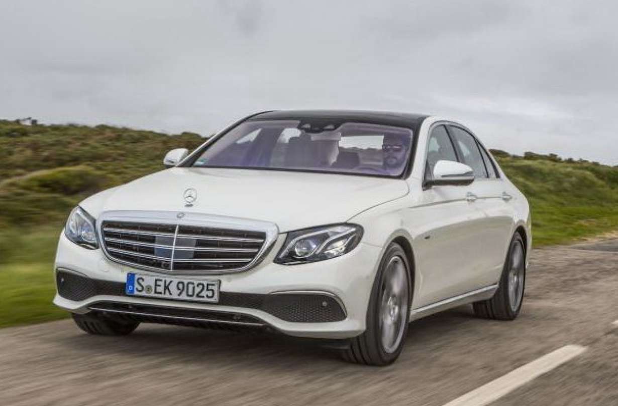 Mercedes-Benz E350 e drive @ Portugal