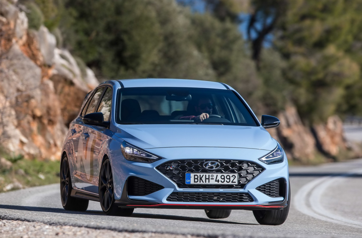 Test Drive: Hyundai i30 N & i30N DCT panning, Photo credits DRIVE Media Group/Thanassis Koutsogiannis Test Drive: Hyundai i30 N & i30N DCT panning, Photo credits DRIVE Media Group/Thanassis Koutsogiannis