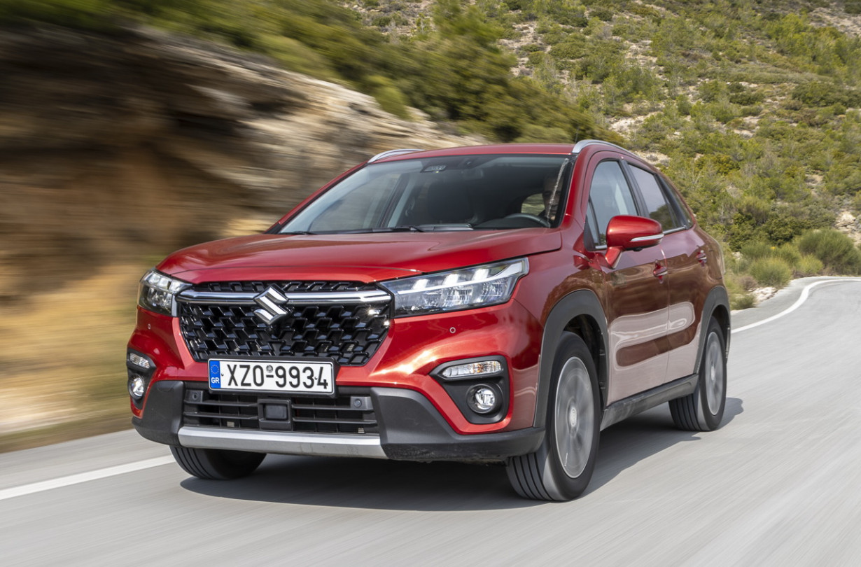 Suzuki S-Cross Strong Hybrid AllGrip/Photo credit Drive Media Group/Thanassis Koutsogiannis Suzuki S-Cross Strong Hybrid AllGrip/Photo credit Drive Media Group/Thanassis Koutsogiannis