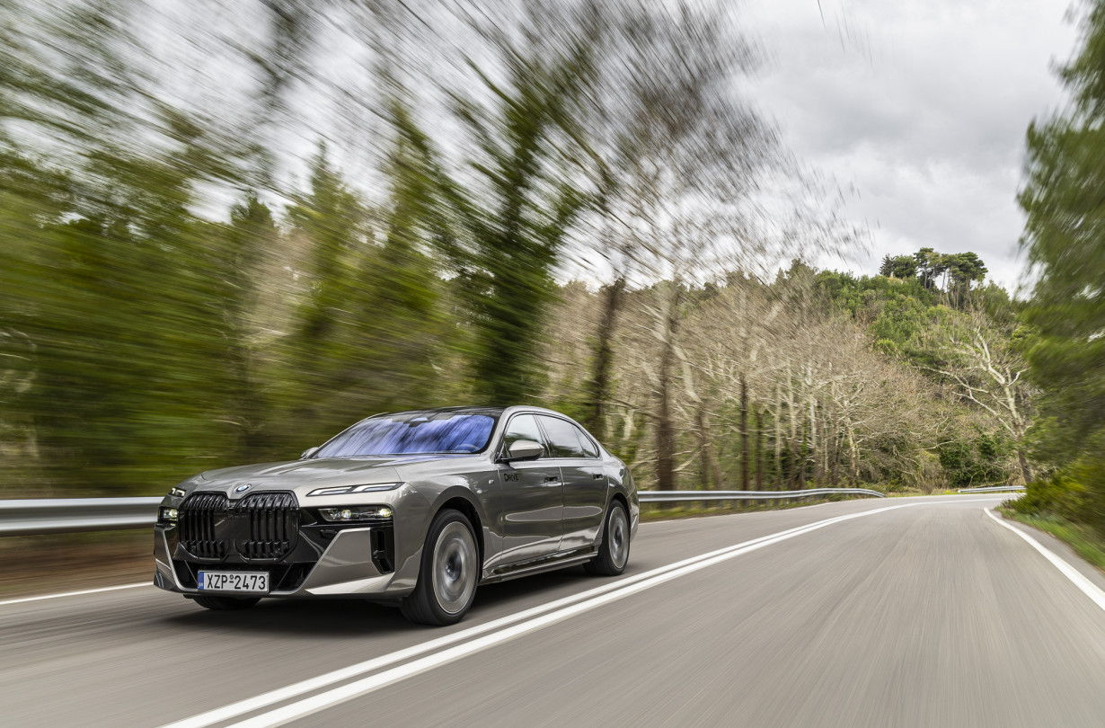 BMW i7 xDrive60 BMW i7 xDrive60