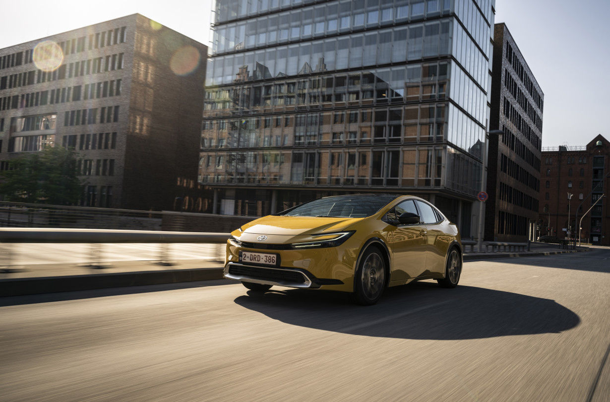 Toyota Prius Plug-in Hybrid  Toyota Prius Plug-in Hybrid