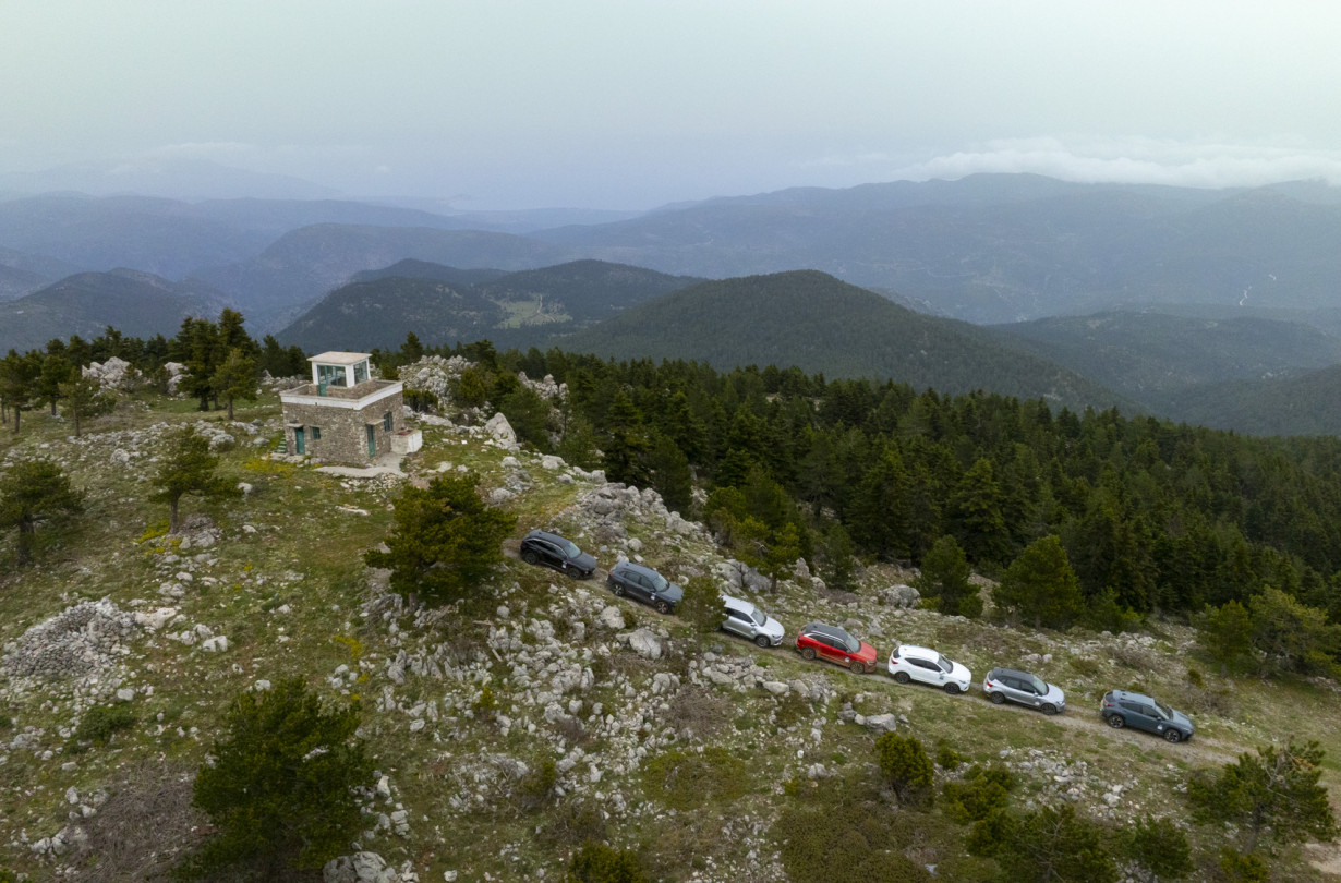 Τα σημερινά crossover/SUV δεν είναι για «extreme adventure», όσο της μόδας κι αν είναι ο όρος. Για εκδρομές όμως στα βουνά, που είναι και το ζητούμενο, διαπιστώσαμε ότι είναι μια χαρά. DRIVE Trophy 2024 - Πάρνωνας, Photo © DRIVE Media Group/Thanassis Koutsogiannis