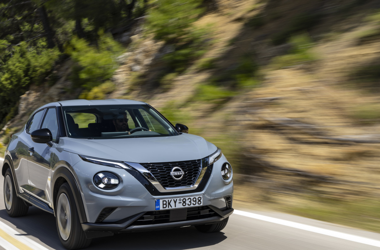 To ανανεωμένο Nissan Juke έρχεται στην πιο ανταγωνιστική κατηγορία της ελληνικής αγοράς, προτάσσοντας ένα άκρως ελκυστικό πακέτο εμφάνισης και τιμής-αξίας Test drive: Nissan Juke 1.0 DIG-T 114 PS Photo © DRIVE Media Group/Thanassis Koutsogiannis