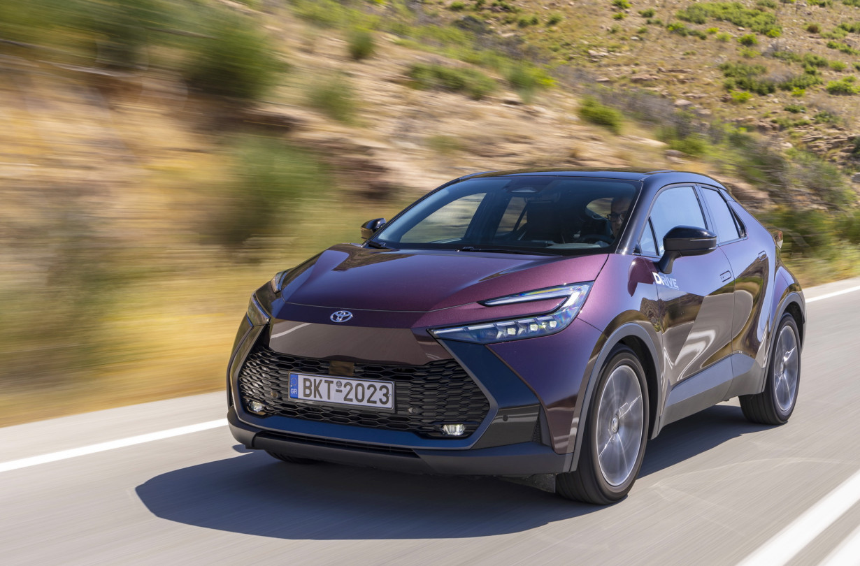 Το νέο Toyota C-HR σημειώνει πρόοδο σε όλα τα εκείνα τα στοιχεία που το έκαναν δημοφιλές: Σχεδιασμός, τεχνολογία και οικονομία, Test drive: Toyota C-HR 1.8 HEV, Photo © DRIVE Media Group/Thanassis Koutsogiannis