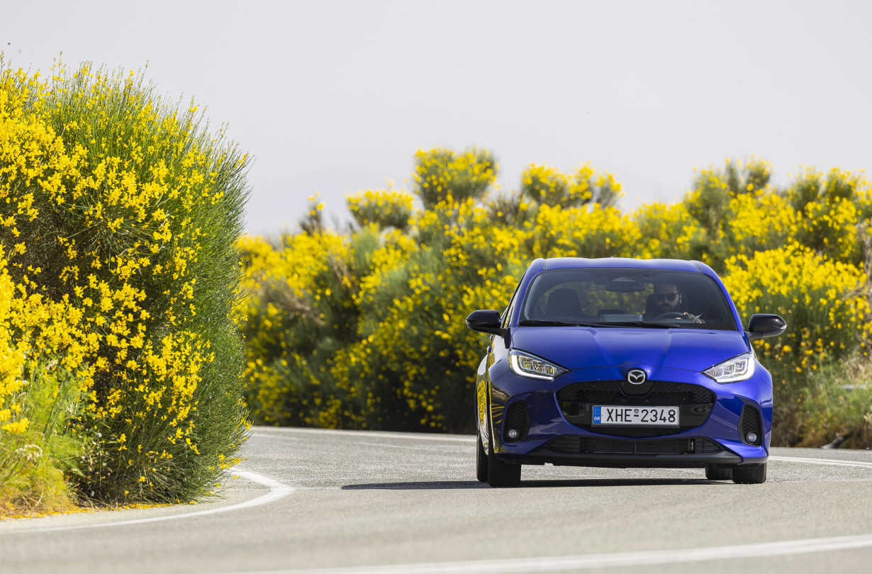 Το ανανεωμένο Mazda2 Hybrid προσπαθεί να αποκτήσει δικό του χαρακτήρα, καταφέρνοντας να είναι ένα οικονομικό και ισορροπημένο σουπερμίνι Test drive: Mazda2 Hybrid, Photo © DRIVE Media Group/Thanassis Koutsogiannis