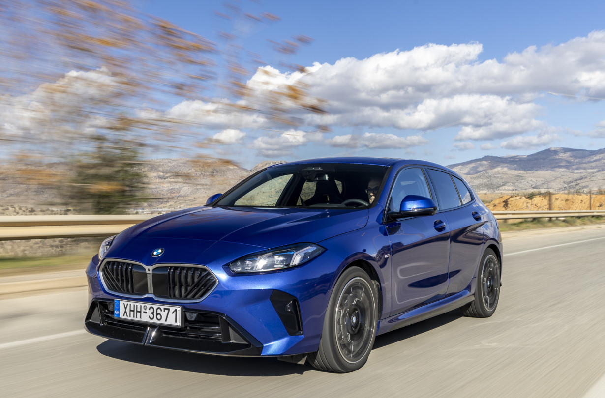 Η νέα BMW 120 επιβεβαιώνει για ακόμα μία φορά τη φήμη των Βαυαρών να δημιουργούν, ανεξαρτήτως μεγέθους, αυτοκίνητα που συνδυάζουν ποιότητα, τεχνολογία και οδηγική απόλαυση. Test drive: BMW 120, Photo © DRIVE Media Group/Thanassis Koutsogiannis