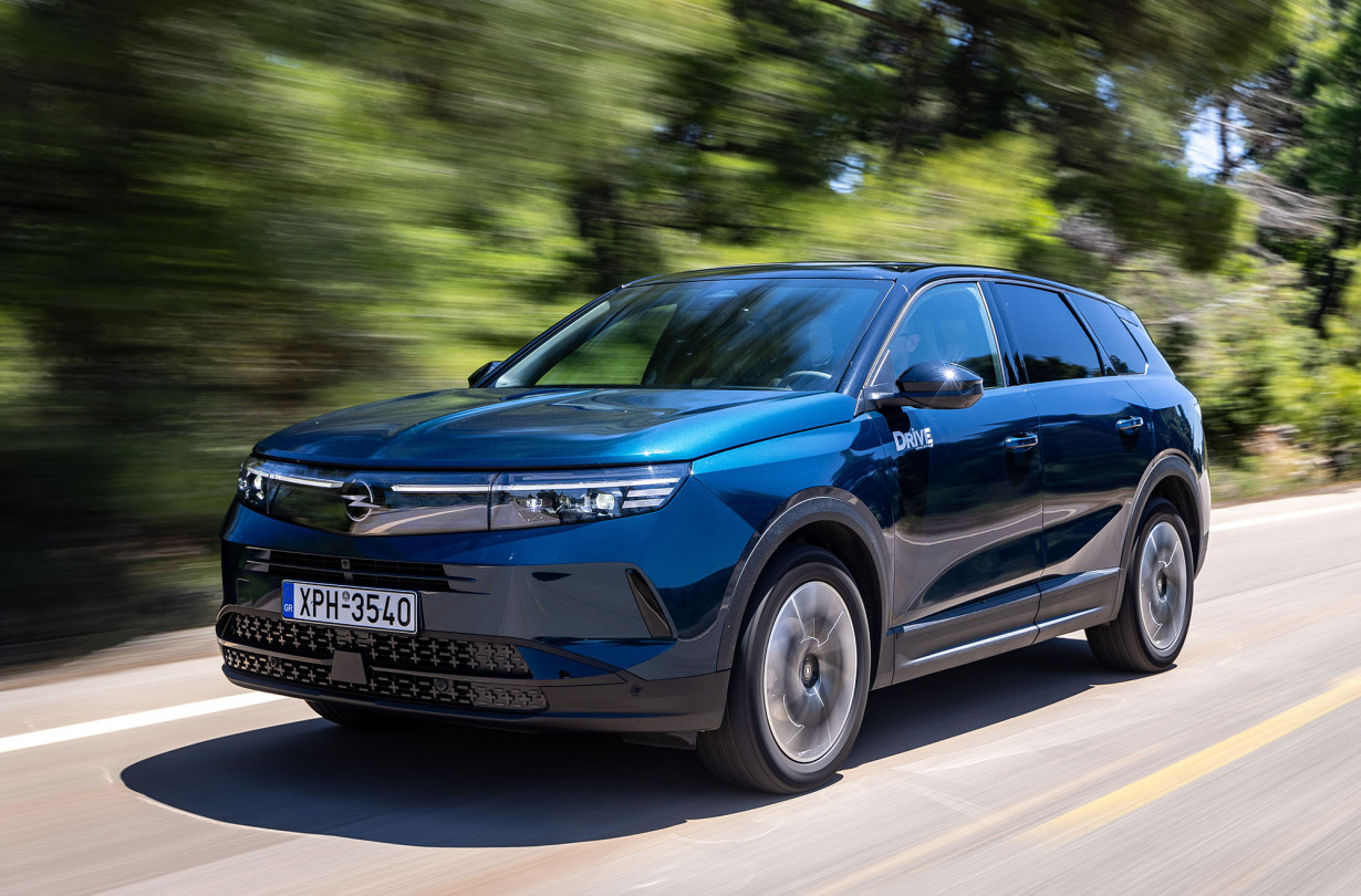 Opel Grandland 1.2T Hybrid 145 PS