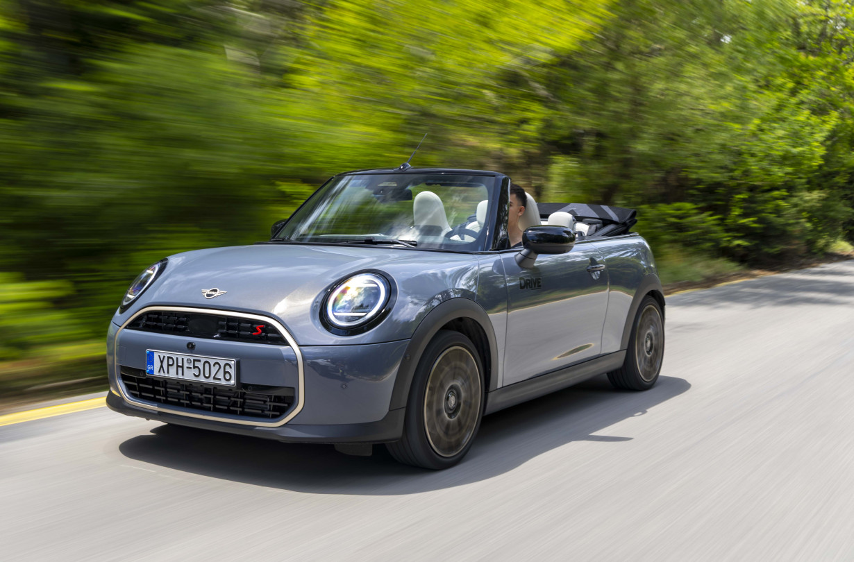 Test drive: MINI Cooper Cabrio S, Photo © DRIVE Media Group/Thanassis Koutsogiannis