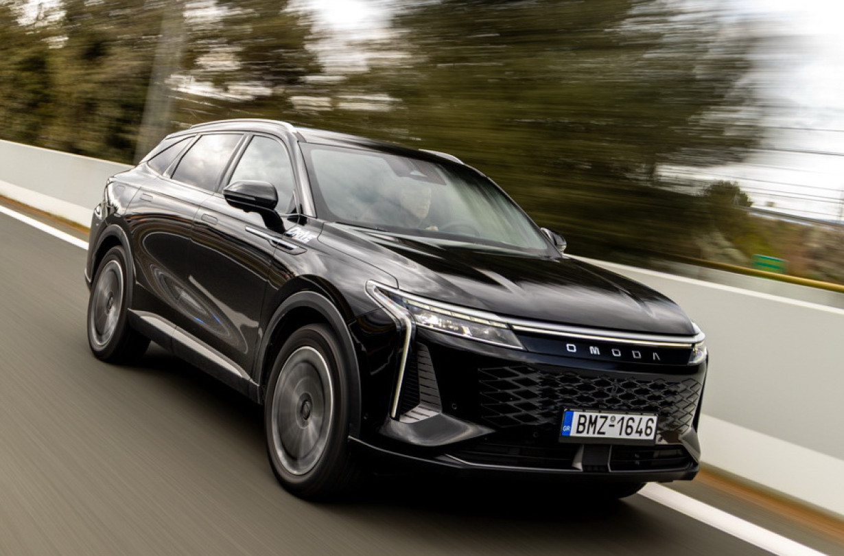 Test drive: Omoda 9 SHS, Photo © DRIVE Media Group/Thanassis Koutsogiannis