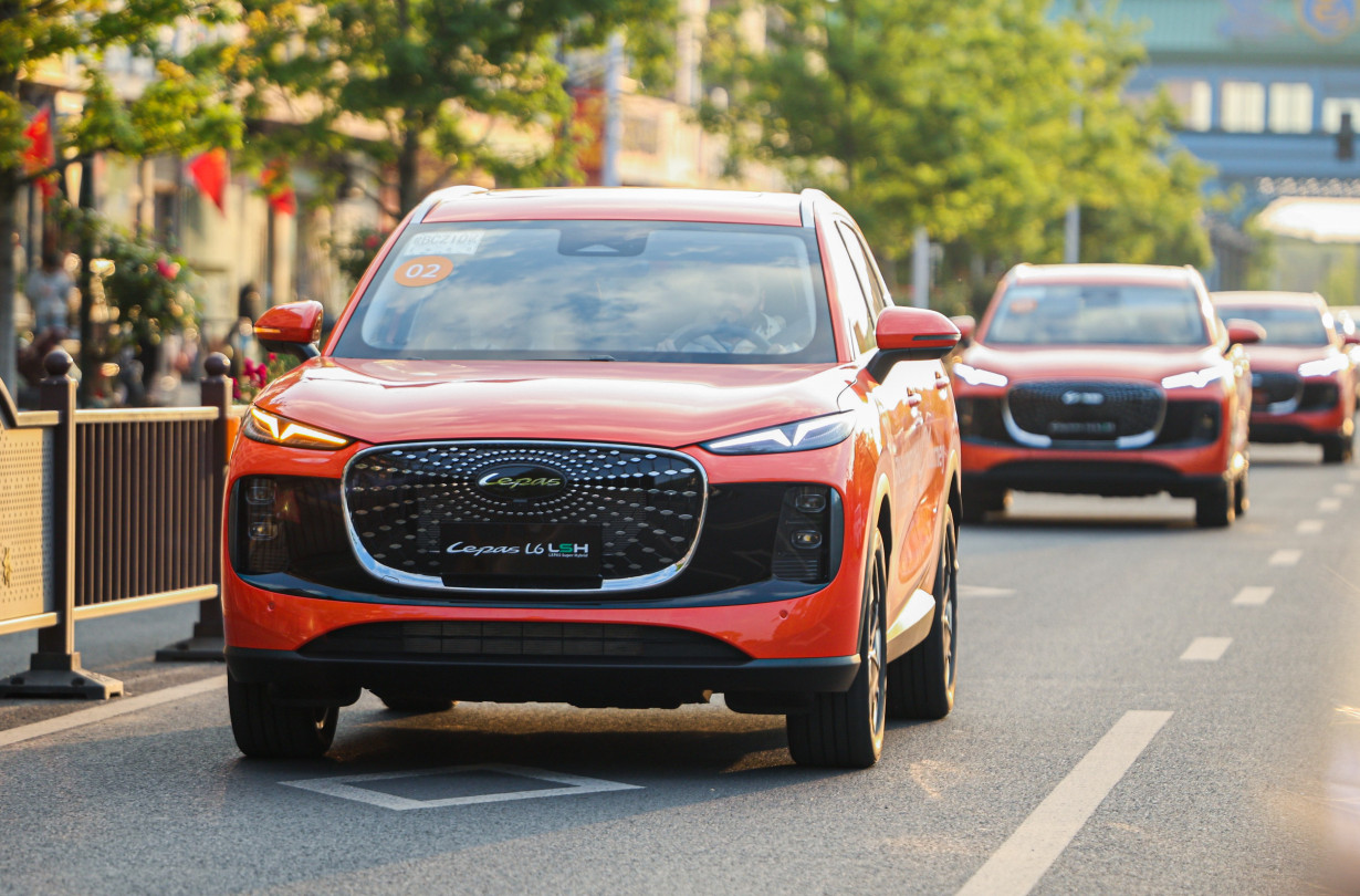 Test drive: Lepas L6 PHEV, China, Photo © Lepas International