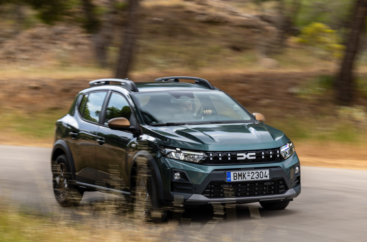 Test Drive: Dacia Sandero Stepway Eco-G 120 EDC, Photo © DRIVE Media Group/Thanassis Koutsogiannis