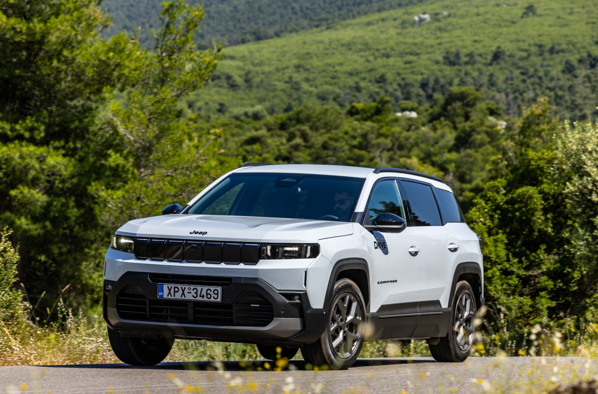 Test drive: Jeep Compass e-Hybrid, Photo © DRIVE Media Group/Thanasis Koutsogiannis