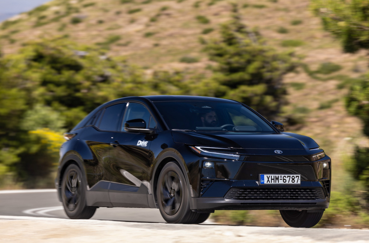 Test drive: Toyota C-HR+, Photo © DRIVE Media Group/Thanassis Koutsogiannis