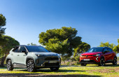 Test drive: Renault Captur full hybrid E-Tech vs Toyota Yaris Hybrid 130, Photo © DRIVE Media Group/Thanasis Koutsogiannis- υβριδικά SUV