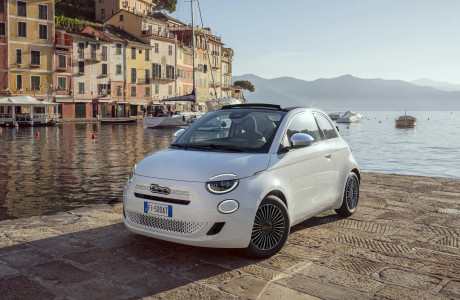 FIAT 500 Dolcevita: αποκάλυψη για την πιο στιλάτη έκδοση του ιταλικού icon