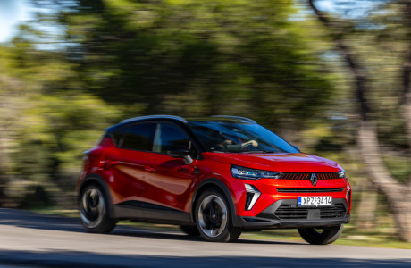 Renault Captur: μεγάλη μείωση τιμής - Δείτε πού έφτασε το full hybrid των 160 PS
