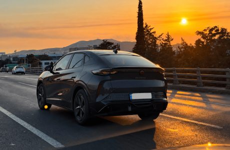 Αυτό το Volkswagen δεν πωλείται στην Ευρώπη. Τότε τι κάνει στην Αθήνα;