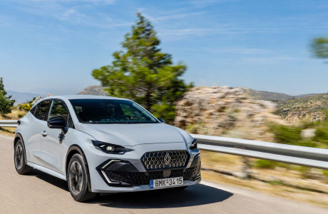 Test drive: Renault Clio 1.2 TCe 115 EDC - Μεταξύ σφύρας και άκμονος