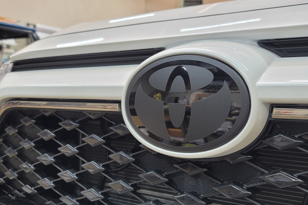 καλοπουλημένο αυτοκίνητο