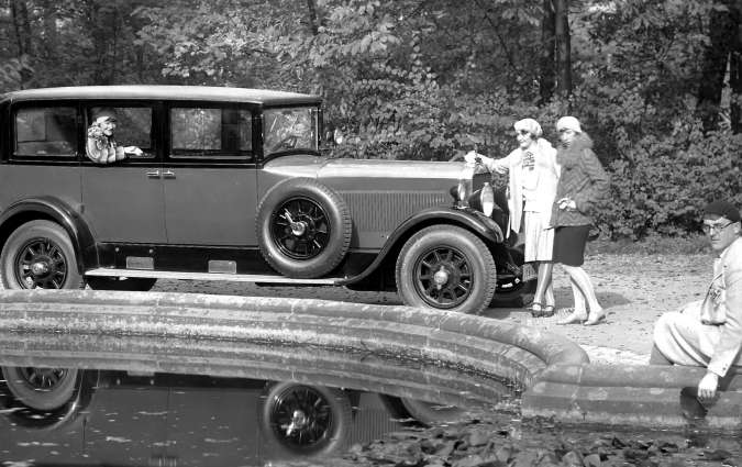 Άρτια κατασκευασμένη και με το σασί ντυμένο με κομψή καροσερί, η Mercedes-Benz 460 Nürburg φαινόταν ότι είχε φτιαχτεί για να ανταγωνιστεί τους πιο φημισμένους του είδους Mercedes-Benz 460 Nürburg