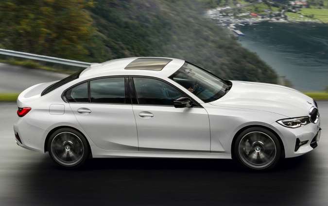 BMW 3 Series 318i, 320d micro-hybrid