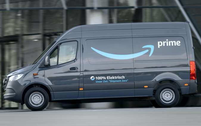Mercedes-Benz, Amazon