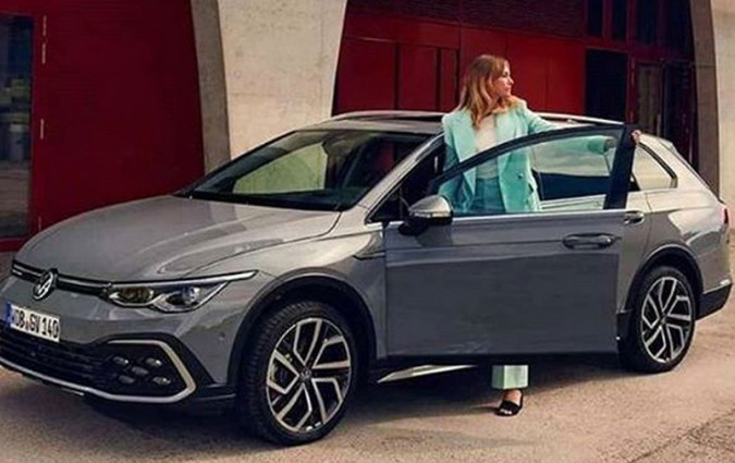 VW Golf Alltrack leak