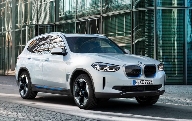 BMW iX3