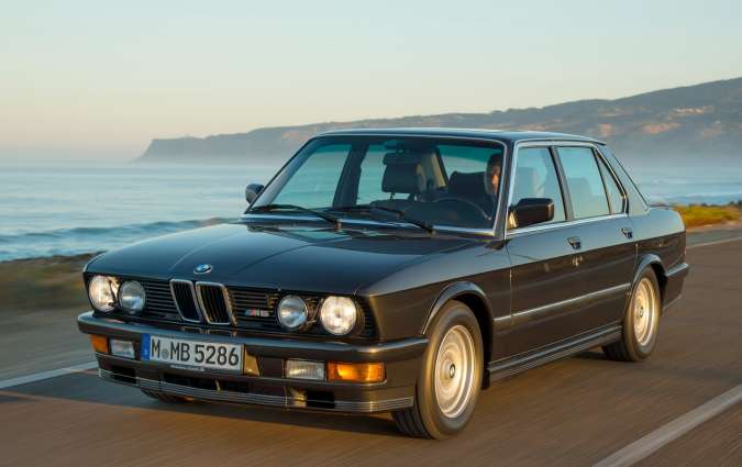 BMW M5 E28 1985-1987