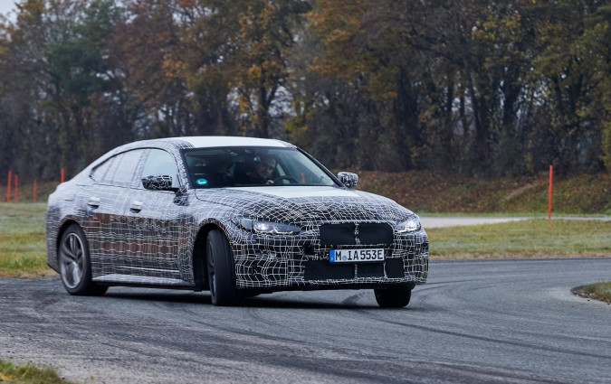 BMW i4 teaser