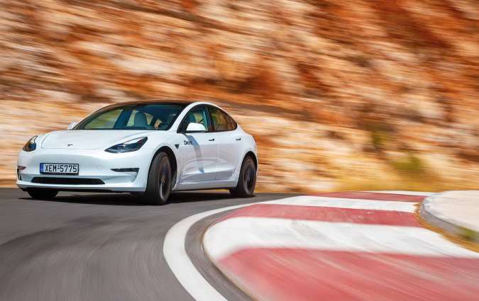 Tesla Model 3 Tesla Model 3