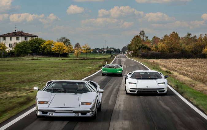 Lamborghini Countach LPI 800-4  Lamborghini Countach LPI 800-4