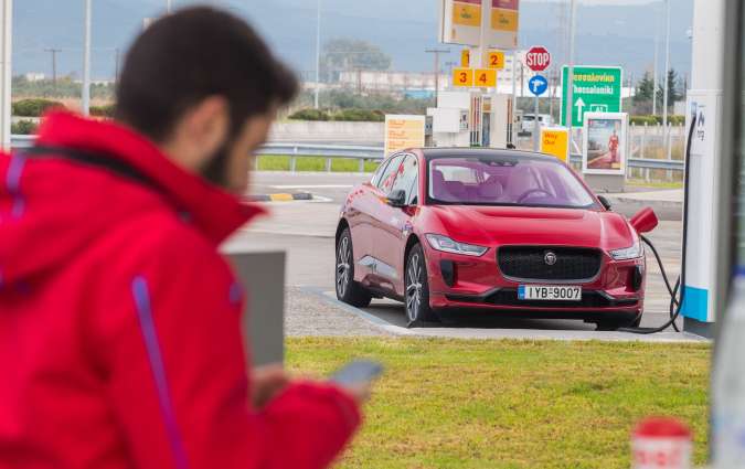 Ηλεκτρική πλατφόρμα Jaguar Panthera