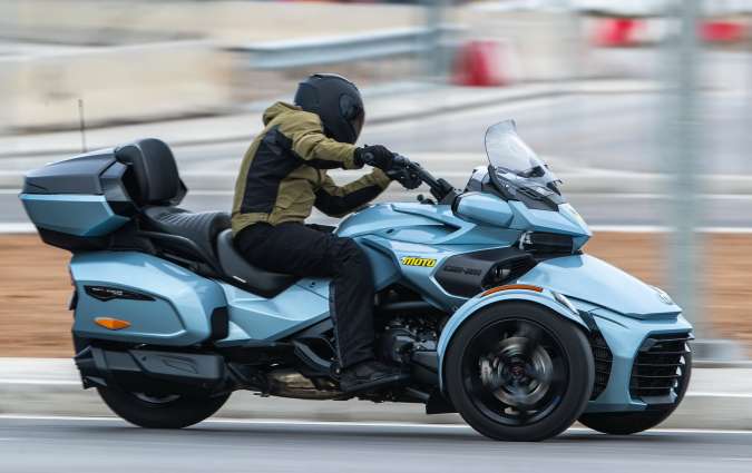 Test ride, Can-Am Spyder F3 Limited/Photo credit Moto Magazine/Γιώργος Νιαουνάκης Test ride, Can-Am Spyder F3 Limited/Photo credit Moto Magazine/Γιώργος Νιαουνάκης
