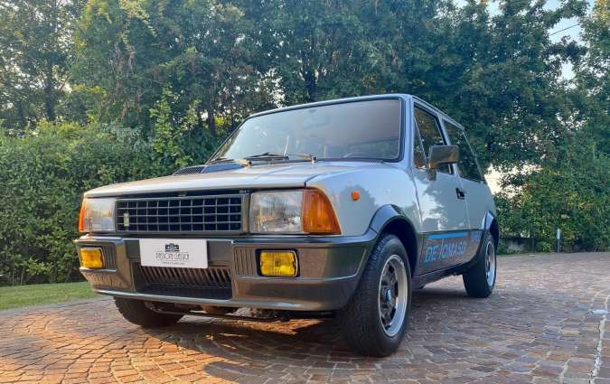 Innocenti de Tomaso Turbo του 1984. Photo credits Passione Classica Innocenti de Tomaso Turbo του 1984. Photo credits Passione Classica