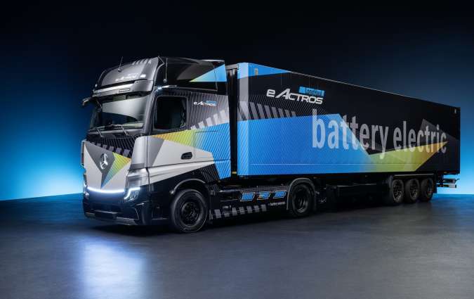 Mercedes-Benz eActros LongHaul