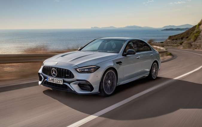 Mercedes-AMG C 63 S E Performance