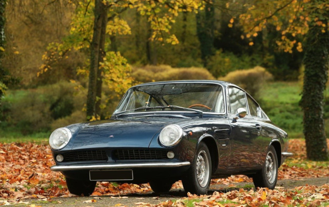 H Asa 1000 GT θα μπορούσε να είναι μεγάλο καμάρι για την ιταλική αυτοκινητοβιομηχανία αν δεν μετεωριζόταν μεταξύ των ιδεοληψιών του Enzo Ferrari και του αυτοκινητοβιομηxανικού ερασιτεχνισμού της οικογένειας Nora. ASA 1000 GT: 1964-1966: Ορφανή από πατέρα