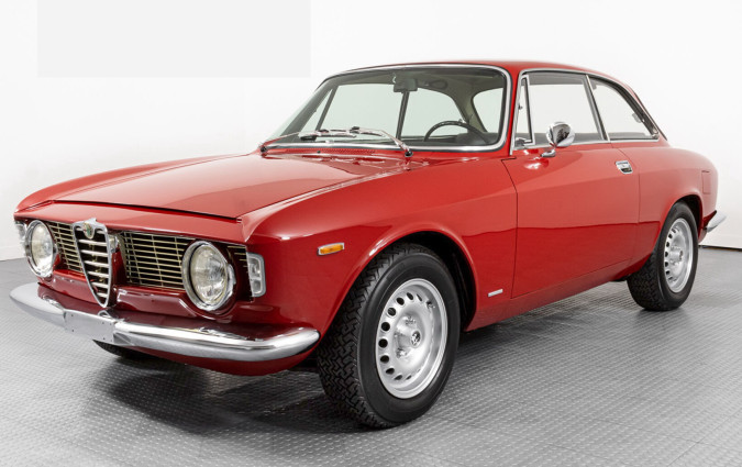 Alfa Romeo Giulia Sprint GT 1963-1966: Capolavoro!