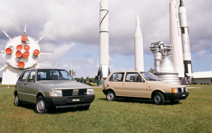 H εξέλιξη του FIAT Uno απορρόφησε επενδύσεις $700 εκατ., τις μεγαλύτερες που είχε κάνει η εταιρεία στην ιστορίας της για ένα μοντέλο, διήρκεσε δύο χρόνια και απαίτησε 360 πρωτότυπα. FIAT Uno 1983-1995: Από το Canaveral στ’ αστέρια