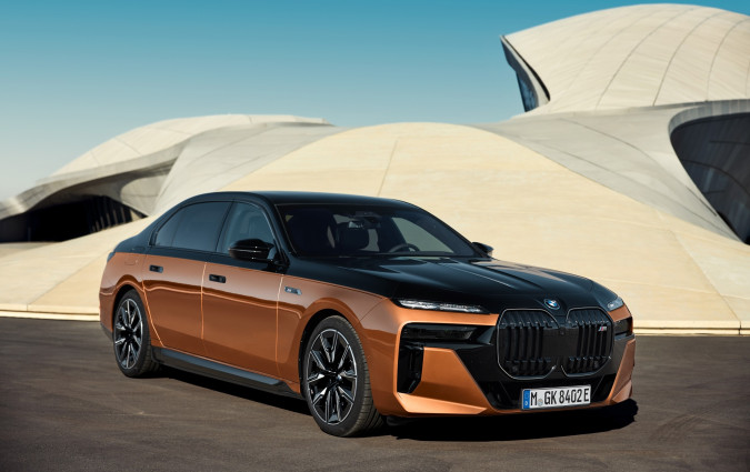 BMW i7 M70 xDrive BMW i7 M70 xDrive