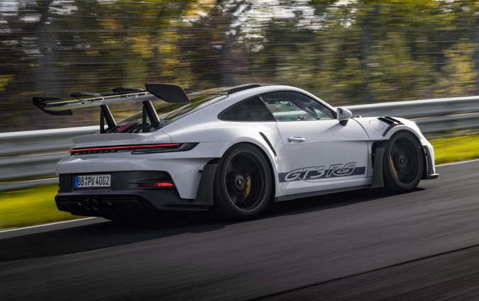 Ηλεκτροκίνηση: Τι θα γίνει όταν η Porsche σταματήσει να... βρυχάται; Porsche