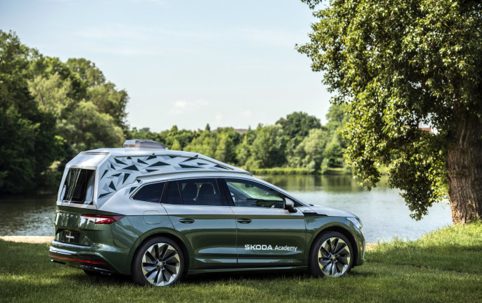 Το Škoda Roadiaq αποτελεί μόνο μια σπουδή της Škoda Academy, οπότε προσώρας δεν υπάρχουν συγκεκριμένα σχέδια παραγωγής. Škoda Roadiaq, ένα Enyaq για κάμπινγκ
