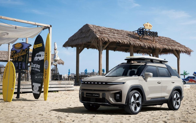 KG Mobility Torres EVX