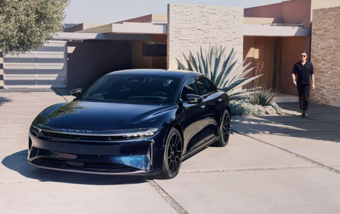 Το Lucid Air Sapphire ξεκινά από τις 249.000 δολάρια που ισοδυναμούν με 225.000 ευρώ! Lucid Air Sapphire