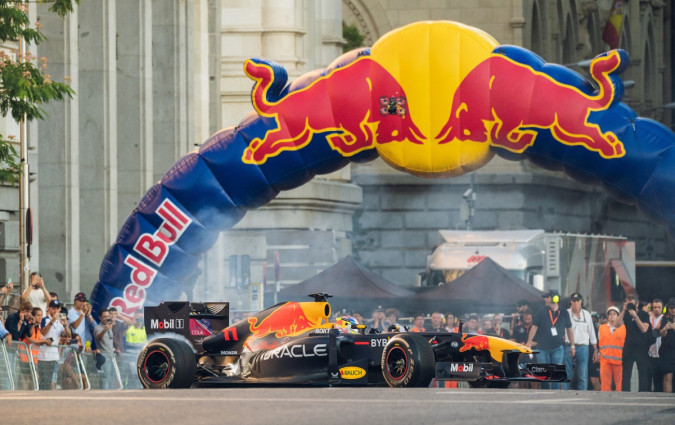 Red Bull Showrun by ALUMIL