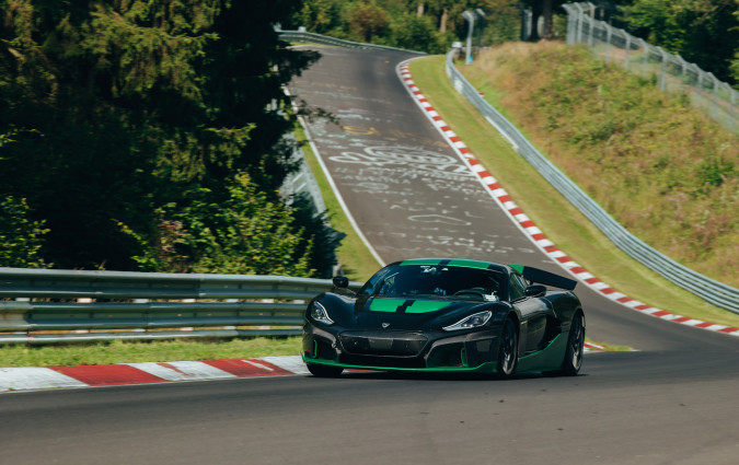 Το Rimac Nevera ζυγίζει σήμερα 2,3 τόνους, γεγονός που αφήνει περιθώριο μείωσης της μάζας του.