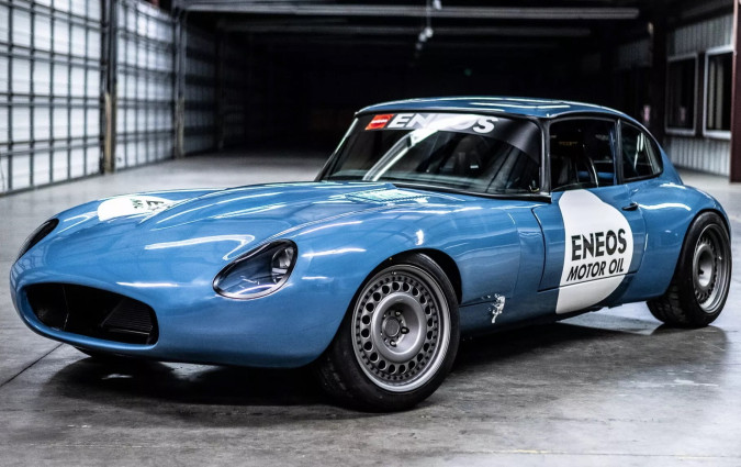 Jaguar E-Type γίνεται το απόλυτο όχημα για drift με μοτέρ 760 PS από Toyota Supra. Jaguar E-Type